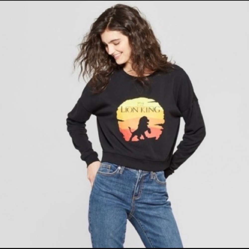 Disney • Crop Sweatshirt • Size M • The Lion King